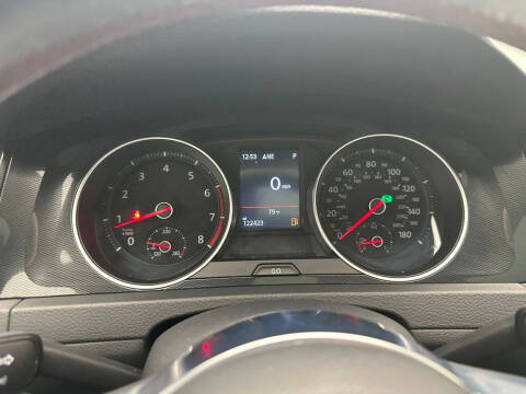 2017 Volkswagen Golf GTI SE