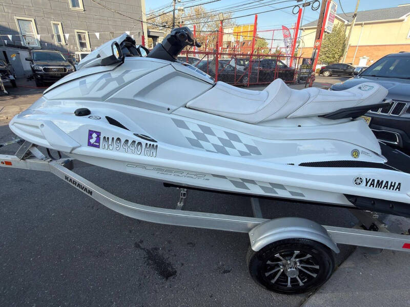 2023 Yamaha VX Cruiser HO