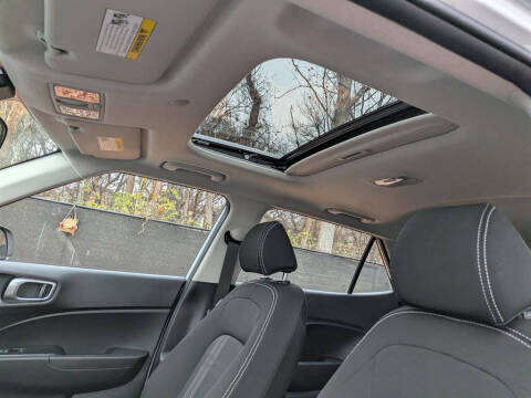 2024 Hyundai Venue SEL