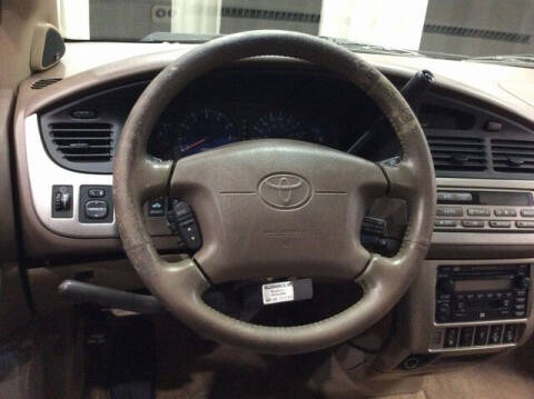2001 Toyota Sienna LE