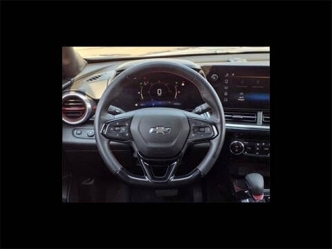 2025 Chevrolet Trax RS