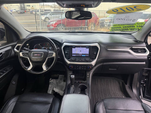 2019 GMC Acadia SLT-1