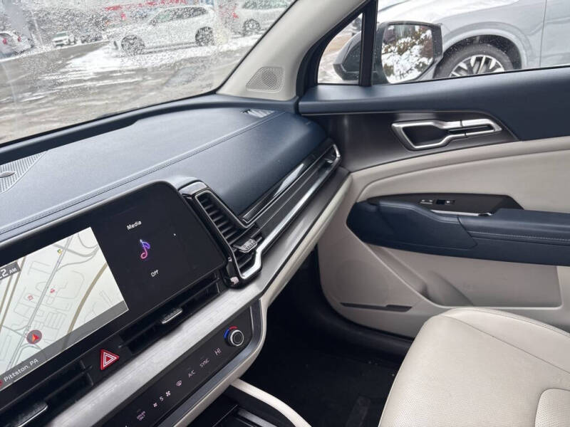 2023 Kia Sportage Hybrid EX