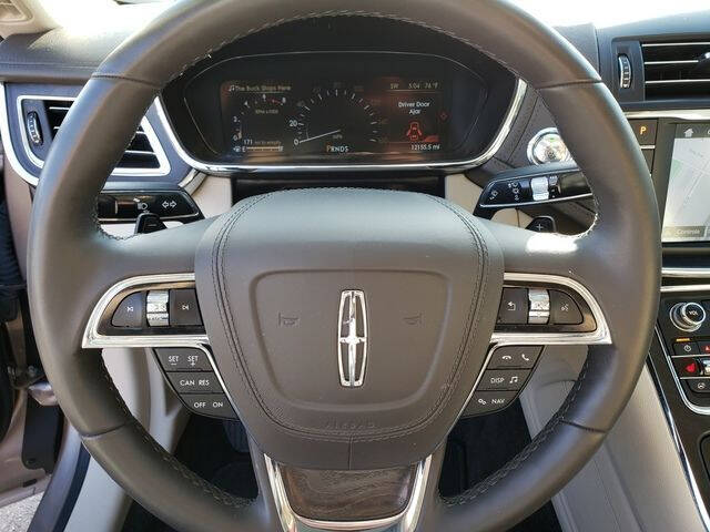 2018 Lincoln Continental Select