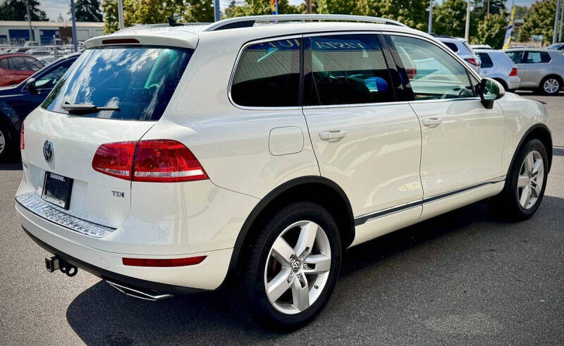 2011 Volkswagen Touareg TDI Lux