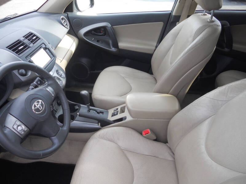 2012 Toyota RAV4 Limited photo 15