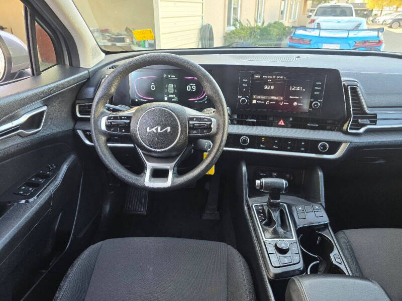 2024 Kia Sportage LX