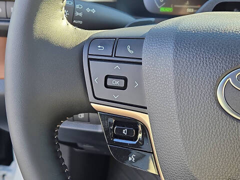 2025 Toyota Crown Signia Limited