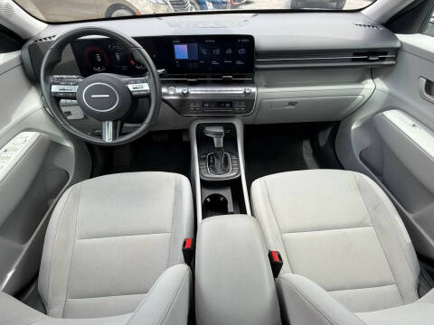 2025 Hyundai Kona SEL