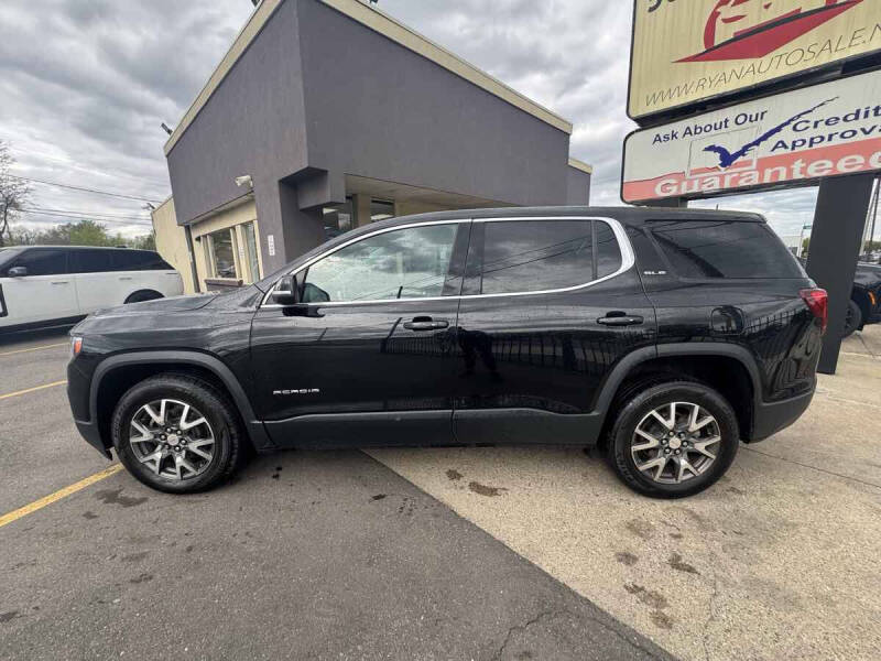 2020 GMC Acadia SLE