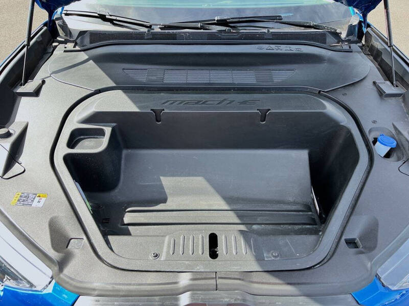 2025 Ford Mustang Mach-E Select