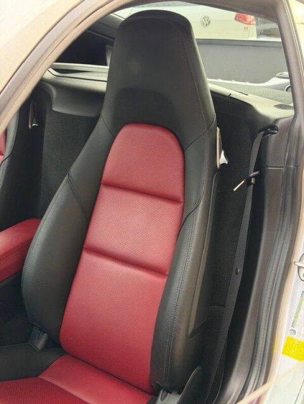 2024 Porsche 718 Cayman