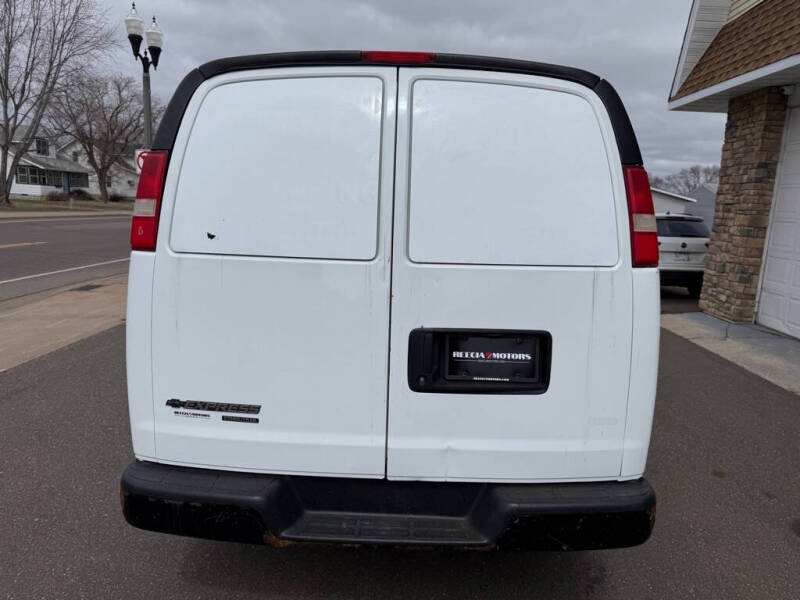 2015 Chevrolet Express 2500