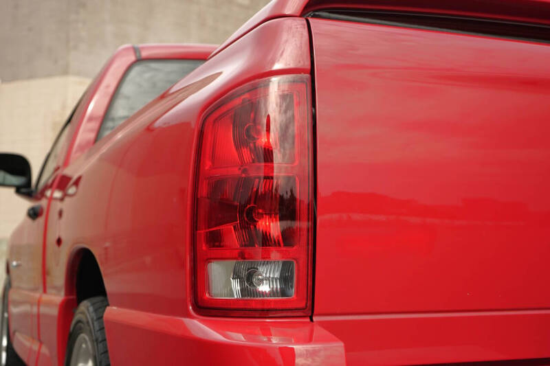 2005 Dodge Ram 1500 SRT-10