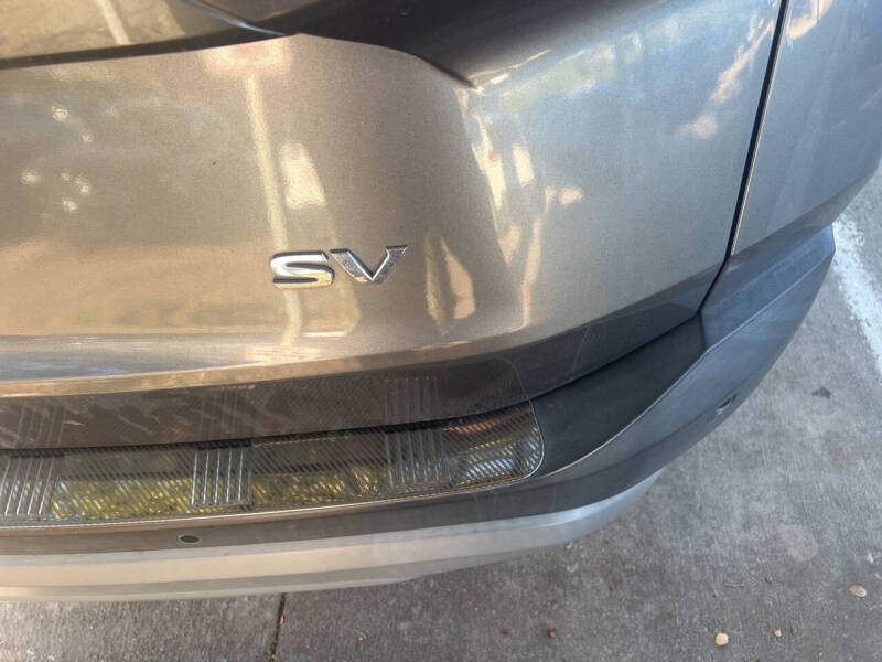 2021 Nissan Rogue SV