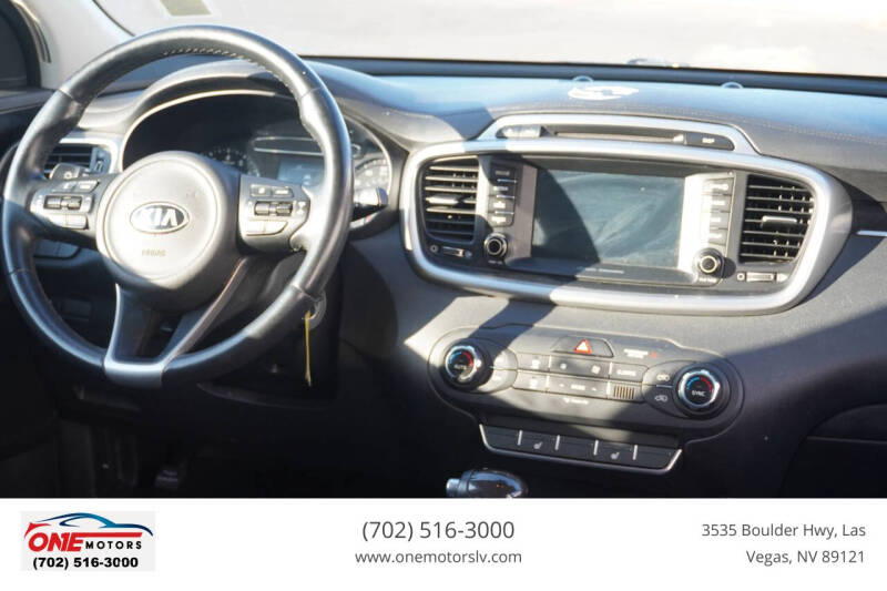 2017 Kia Sorento
