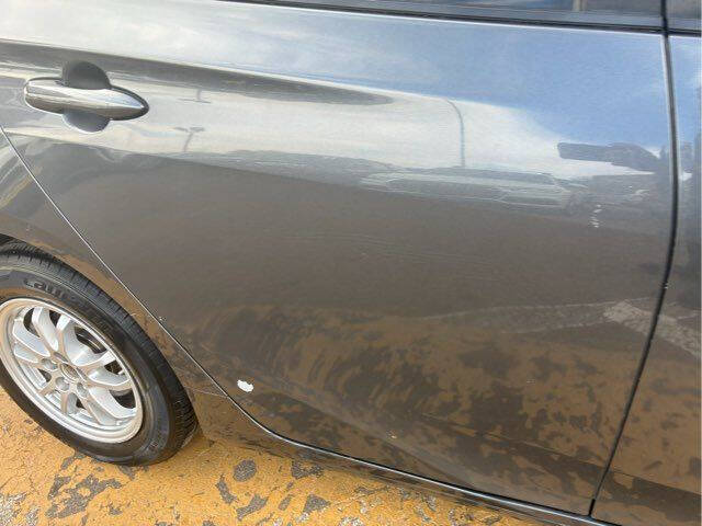 2016 Toyota Prius Two