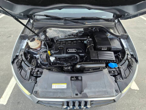 2017 Audi Q3 2.0T quattro Premium Plus