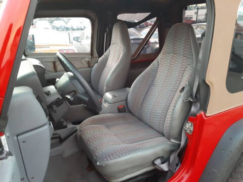 1998 Jeep Wrangler for sale at 82nd AutoMall in Portland OR