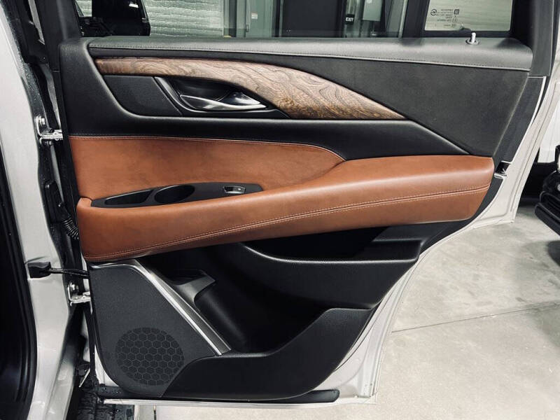 2017 Cadillac Escalade Premium Luxury