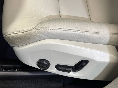 2023 Volvo XC60 B5 Core