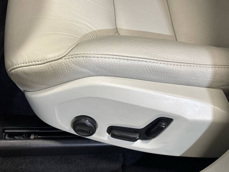 2023 Volvo XC60 B5 Core