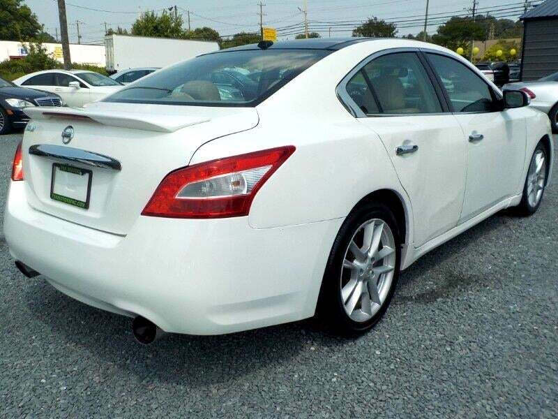 2010 Nissan Maxima