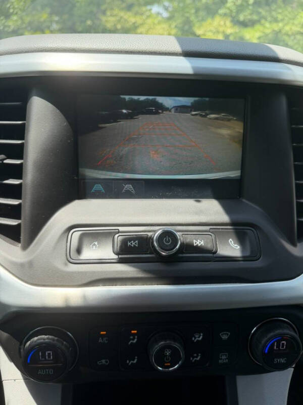 2017 GMC Acadia SLE-1