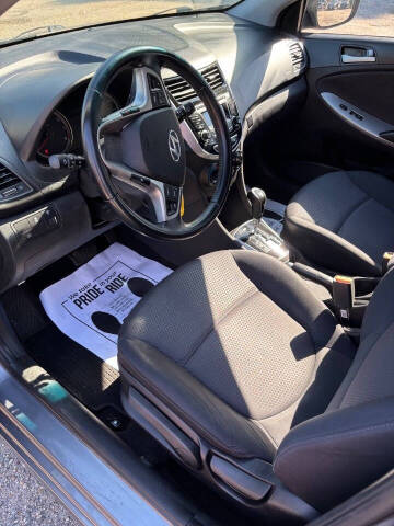 2015 Hyundai Accent Sport