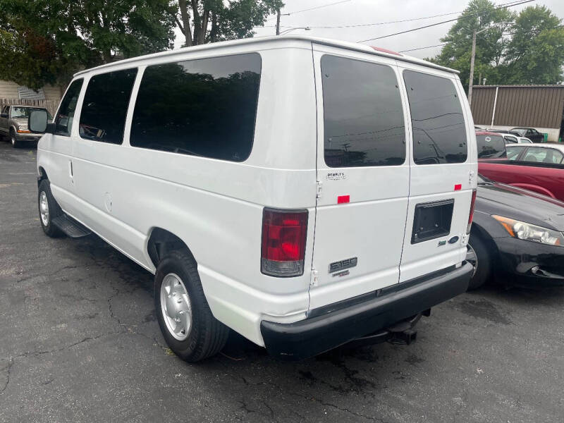 2009 Ford E-Series E-150 XL