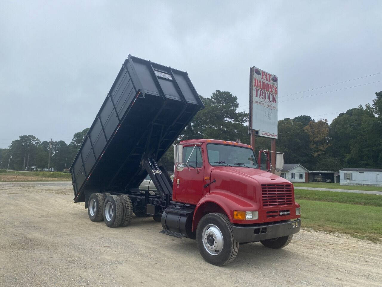 Dump Trucks For Sale in REIDSVILLE, NORTH CAROLINA