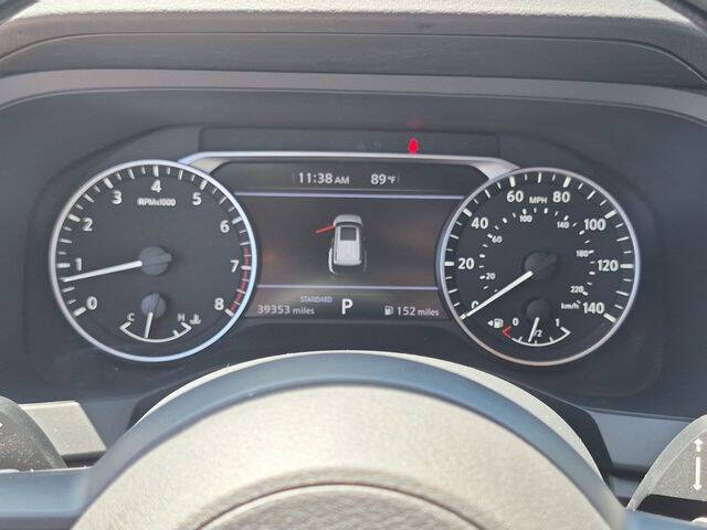 2024 Nissan Pathfinder S