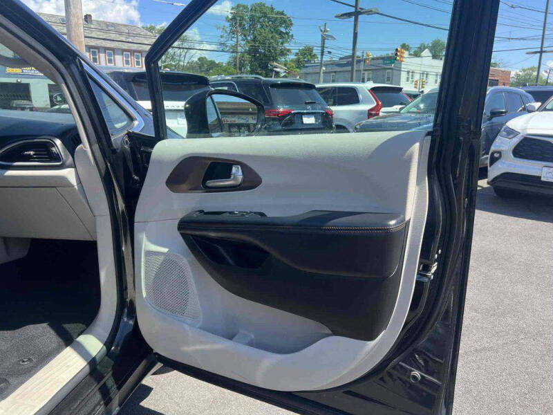 2018 Chrysler Pacifica Touring L