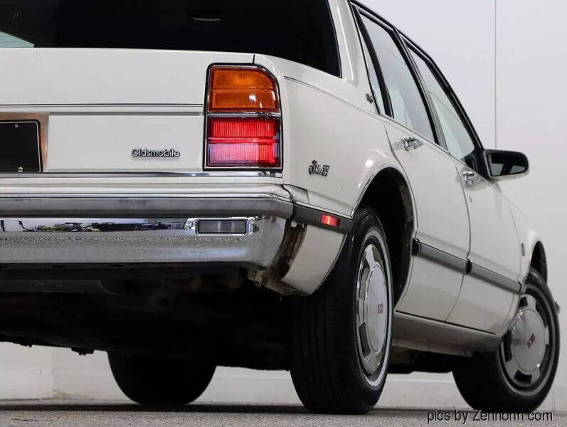 1987 Oldsmobile Delta Eighty-Eight Royale