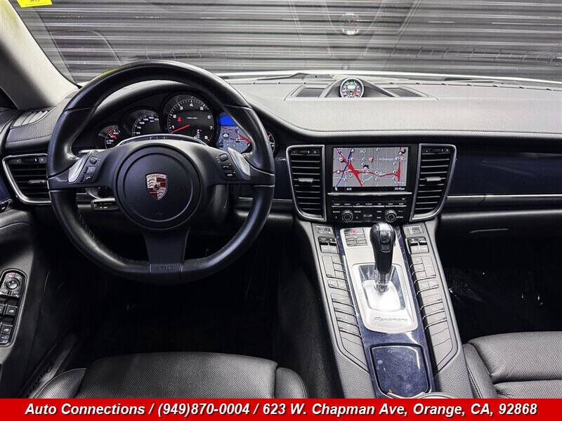 2012 Porsche Panamera