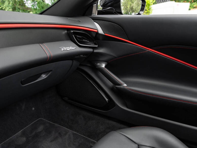 2025 Ferrari Roma Spider