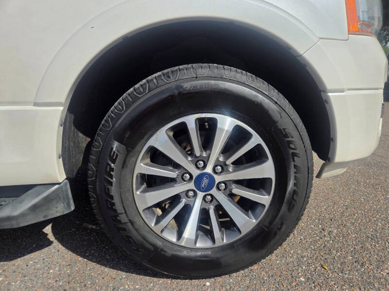 2017 Ford Expedition XLT