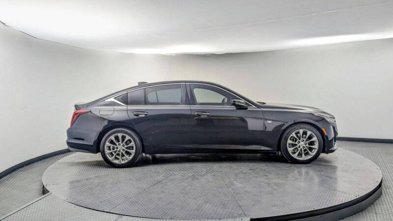 2022 Cadillac CT5 Premium Luxury