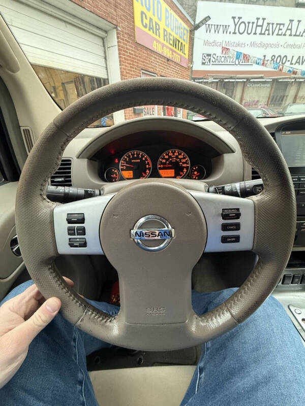 2011 Nissan Pathfinder SV