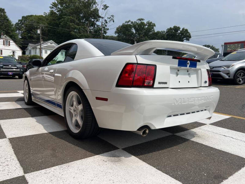 2003 Ford Mustang