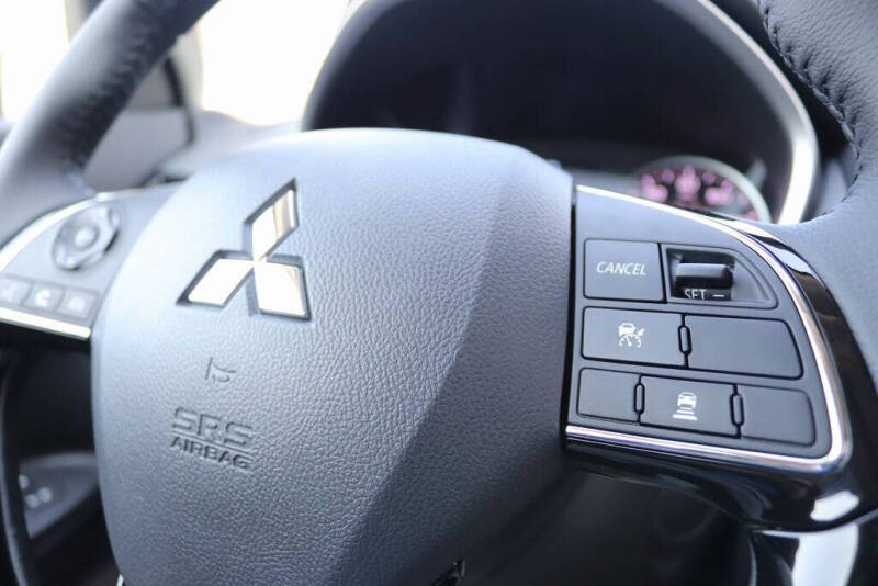 2026 Mitsubishi Eclipse Cross SE