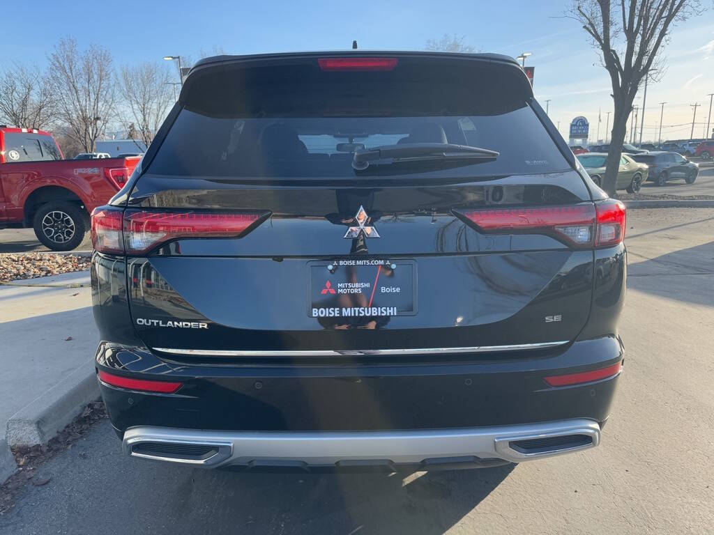 2024 Mitsubishi Outlander for sale at Axio Auto Boise in Boise, ID