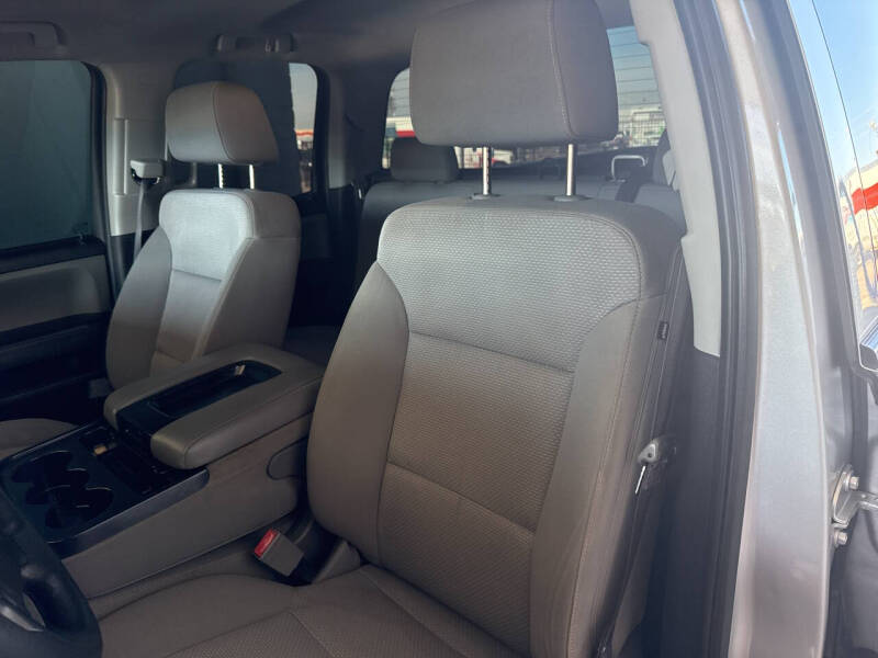 2017 Chevrolet Silverado 1500 Custom