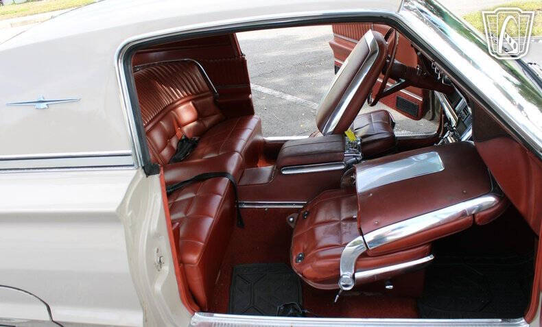 1966 Ford Thunderbird