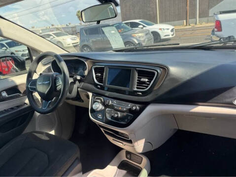 2018 Chrysler Pacifica L