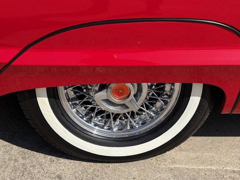 1964 Ford Thunderbird