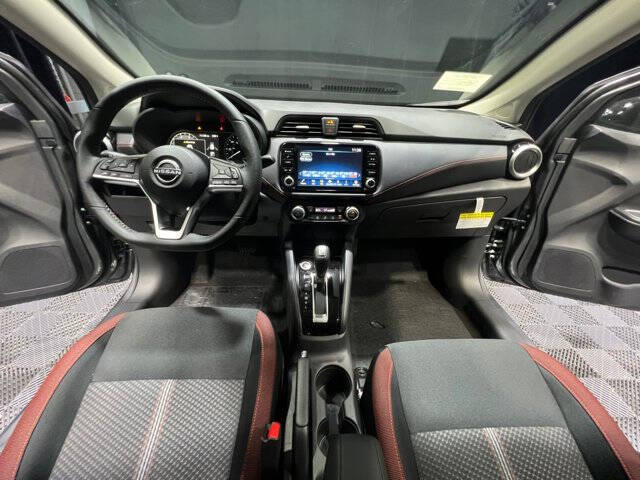 2025 Nissan Versa SR