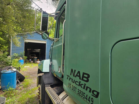 1999 Mack CH613