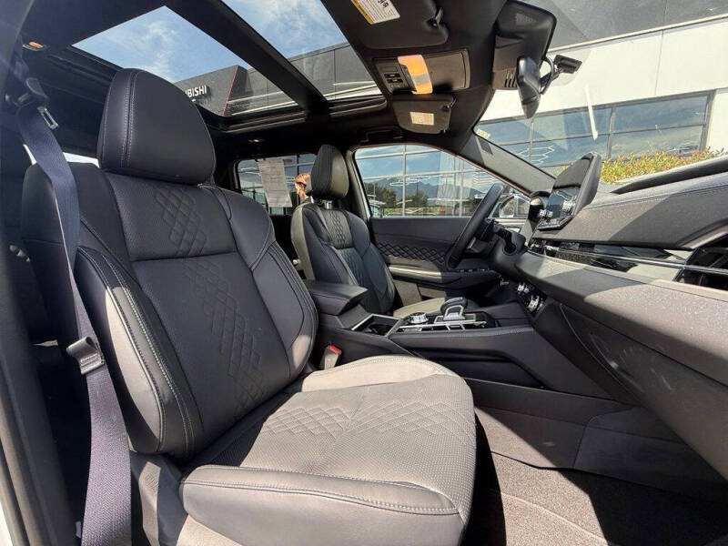 2024 Mitsubishi Outlander