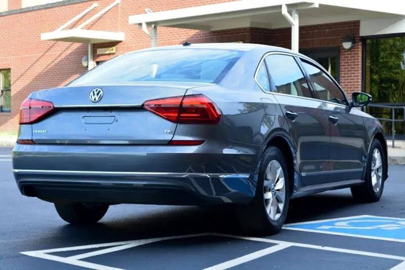 2016 Volkswagen Passat 1.8T S